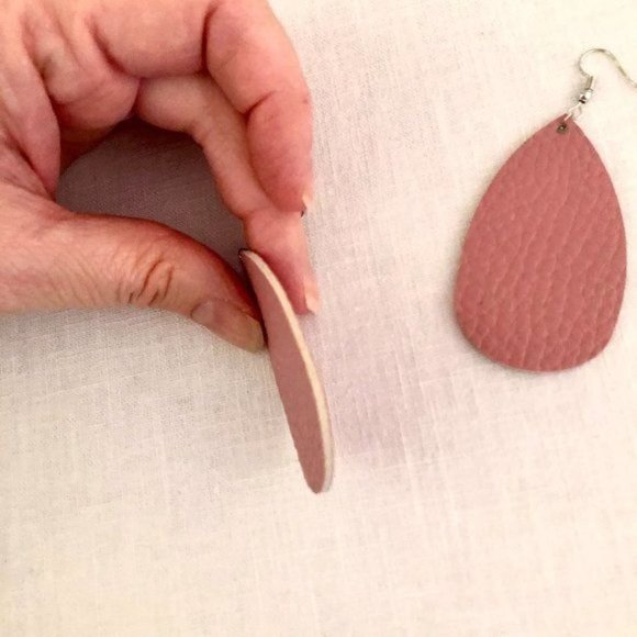 Teardrop Faux Leather Earrings Drop 3" in Rose or Pink Lightweight Textured New - Picture 6 of 11